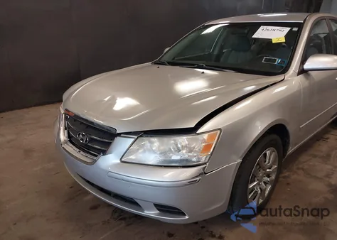 2009 Hyundai Sonata Gls z USA, uszkodzony, nr VIN 5NPET46C39H527729